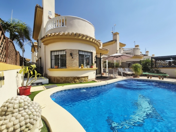 Front of villa and pool view